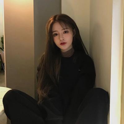 女教练解释男女差距，网友：男生带球跑是走步，你们却没事