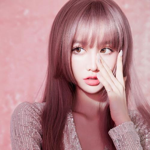 特朗普到访英国苏格兰引发民众抗议