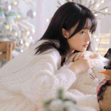 独处的时候总是心慌?因为你心里没有住着一个爱的人