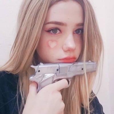 告别传统千篇一律的造型、轻松融入家居环境的萤石双目4G电池云台摄像机-小魔方CB60