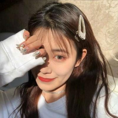 无论分手的时候多绝情,男人一旦放不下你,会故意做三件事